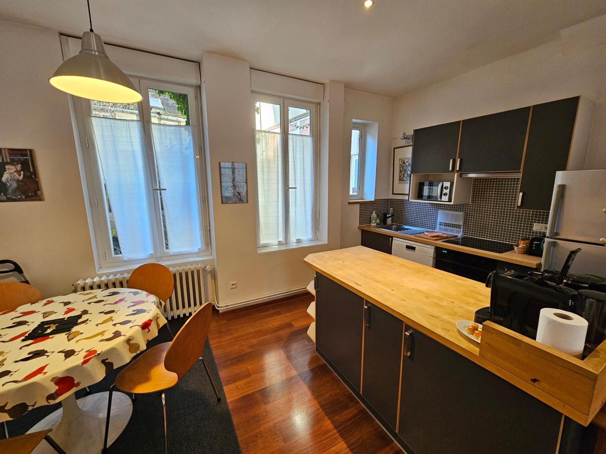 Apartamento Le Pasteur Dijon Exterior foto